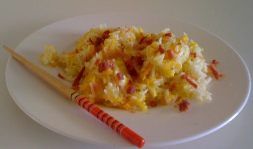 Arroz con zanahorias y beicon