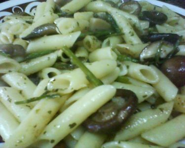 Macarrones de arroz con setas y foie gras