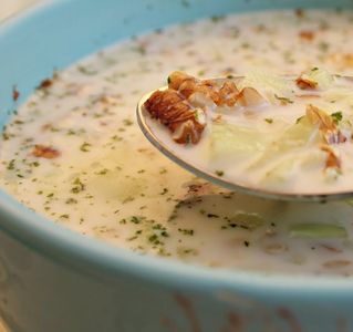 Sopa fría de pepino al eneldo